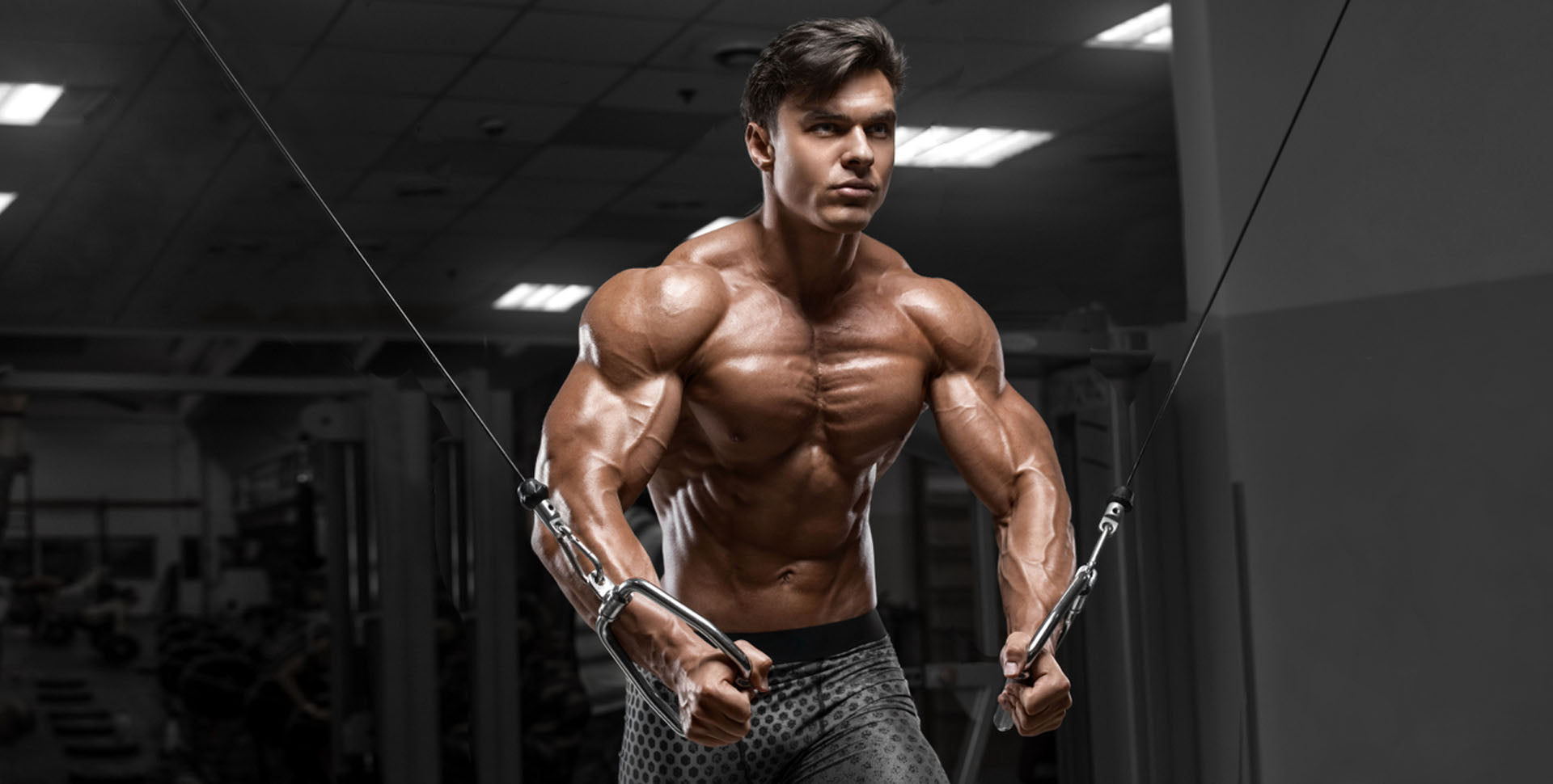 8 Compound and 6 Isolation Chest Exercises for Strong Pecs