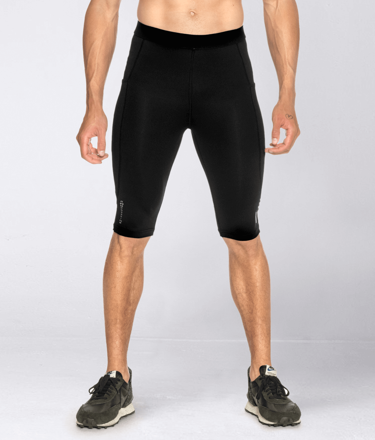 https://www.borntough.com/cdn/shop/products/born-tough-side-pockets-compression-shorts-for-men-black_1.png?v=1619624570